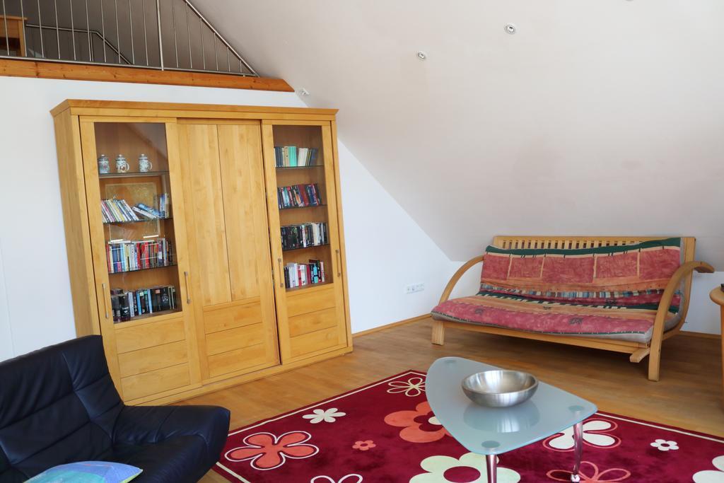 Apartment Dachgalerie 110 M2 ミュンヘン エクステリア 写真